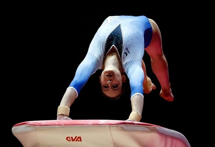 Sarah Voss vom Turnzentrum DSHS Köln in Aktion )Bild: Picture Alliance)