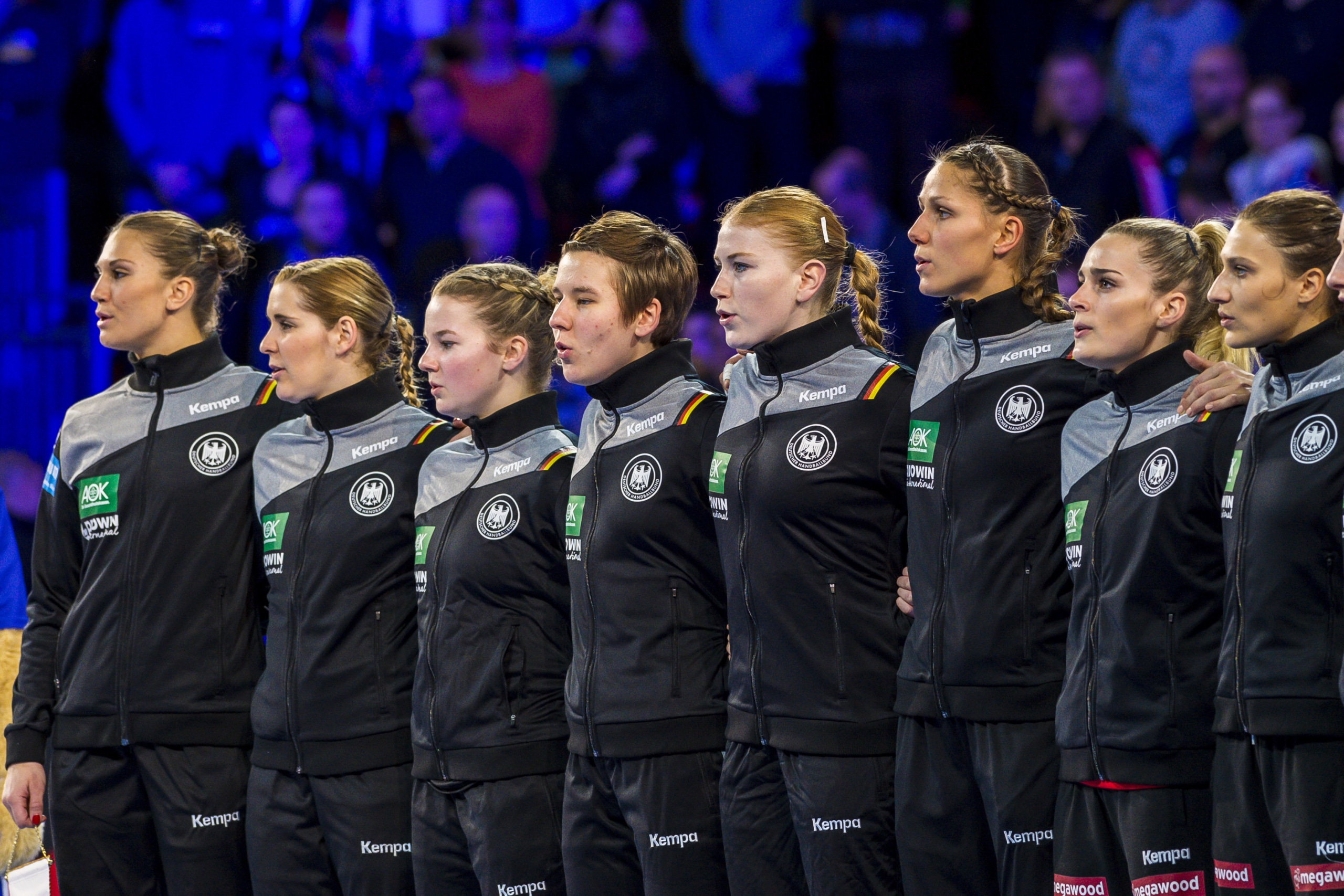 Handball Showdown für die deutschen Handball-Frauen bei der WM