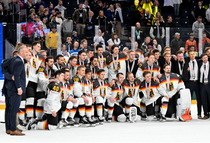 WM-Silber und das Olympia-Ticket für die deutsche Eishockey-Nationalmannschaft (Bild: Picture Alliance)